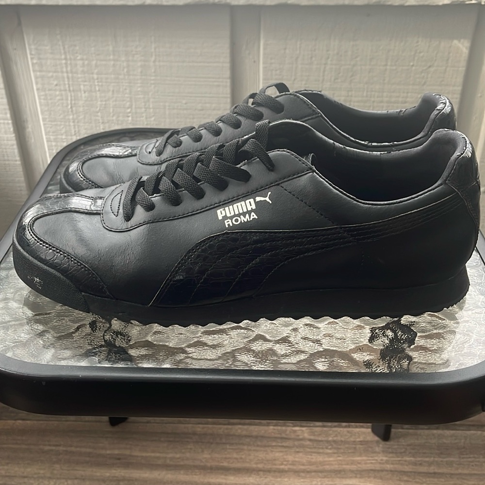 Puma sneakers